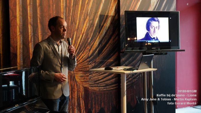DSC04864- Koffie bij de piano - Amy Jane en Tobias Alberts - Martin Kaptein - 1apr2018 - foto GerardMontE web