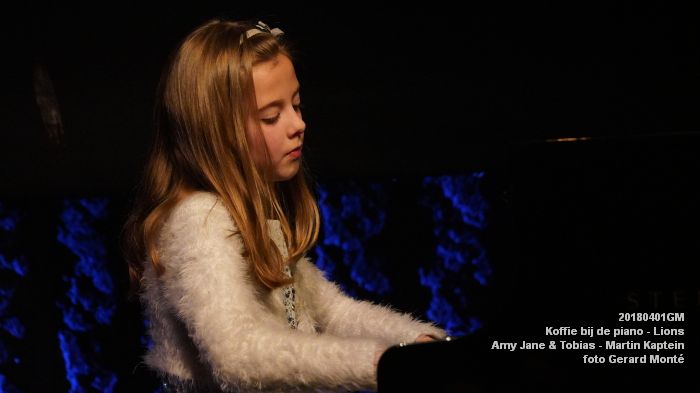 DSC04910- Koffie bij de piano - Amy Jane en Tobias Alberts - Martin Kaptein - 1apr2018 - foto GerardMontE web