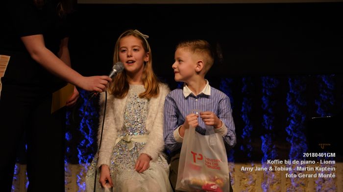 DSC04922- Koffie bij de piano - Amy Jane en Tobias Alberts - Martin Kaptein - 1apr2018 - foto GerardMontE web