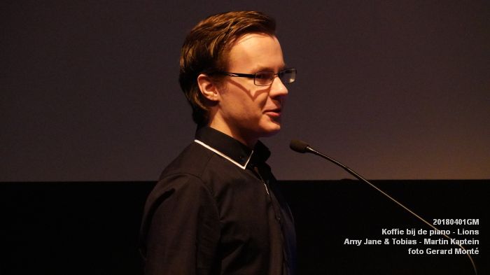 DSC04965- Koffie bij de piano - Amy Jane en Tobias Alberts - Martin Kaptein - 1apr2018 - foto GerardMontE web