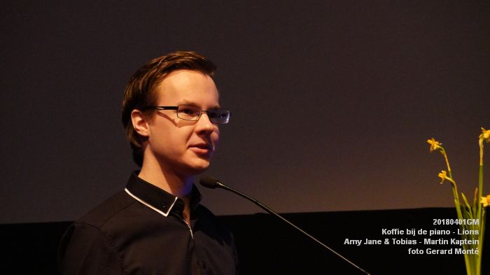 DSC04972- Koffie bij de piano - Amy Jane en Tobias Alberts - Martin Kaptein - 1apr2018 - foto GerardMontE web