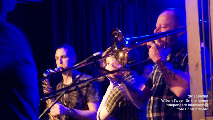 DSC02141- Willem Twee Poppodium vrijdag - On the house - Independent Intavenshan - 6apr2018 - foto GerardMontE web