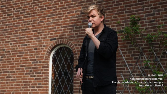 DSC03542- Koningstheateracademie Theaterstadstuin - Smeulende hoopjes - 14apr2018 - foto GerardMontE web