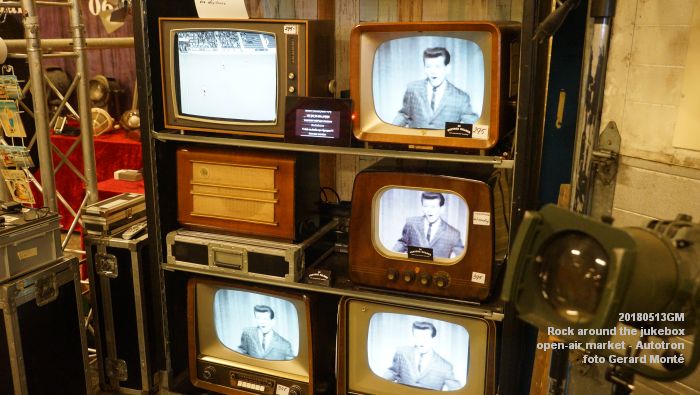 DSC07124- Rock around the jukebox - open-air market - Autotron - 13meil2018 -  foto GerardMontE web