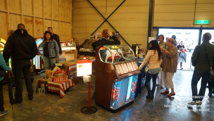 DSC07128- Rock around the jukebox - open-air market - Autotron - 13meil2018 -  foto GerardMontE web