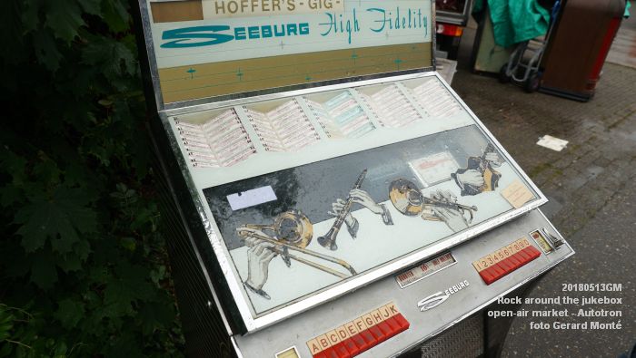 DSC07157- Rock around the jukebox - open-air market - Autotron - 13meil2018 -  foto GerardMontE web