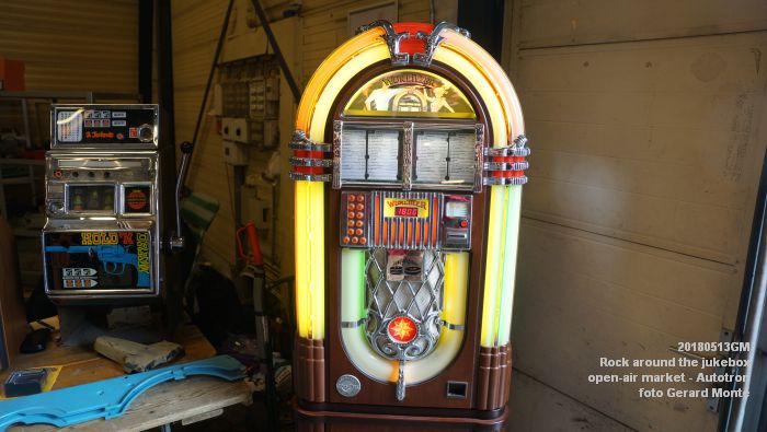 DSC07163- Rock around the jukebox - open-air market - Autotron - 13meil2018 -  foto GerardMontE web