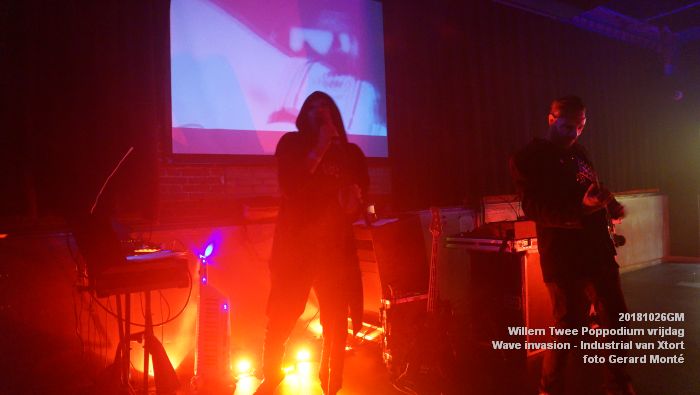 jDSC00148- Willem Twee Poppodium vrijdag - Wave invasion - Industrial van Xtort  - 26okt2018 -  foto GerardMontE web