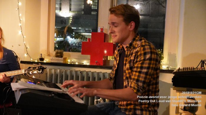 eDSC07831- Poezie-avond voor jonge schrijftalenten - Poetry Out Loud van Studi073  Muzerije- 31okt2018 -  foto GerardMontE web