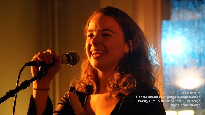 eDSC07842- Poezie-avond voor jonge schrijftalenten - Poetry Out Loud van Studi073  Muzerije- 31okt2018 -  foto GerardMontE web