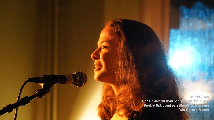 eDSC07845- Poezie-avond voor jonge schrijftalenten - Poetry Out Loud van Studi073  Muzerije- 31okt2018 -  foto GerardMontE web