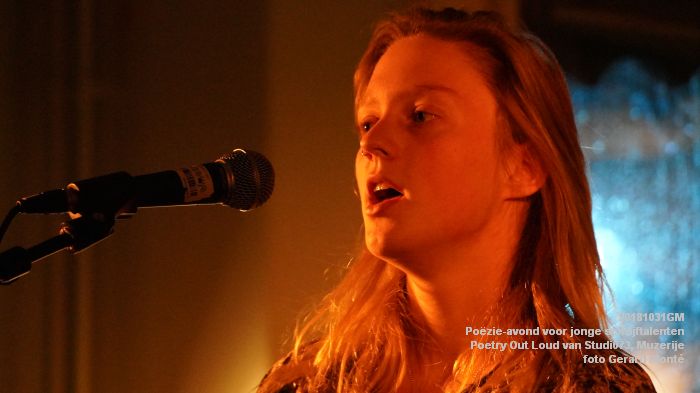 eDSC07850- Poezie-avond voor jonge schrijftalenten - Poetry Out Loud van Studi073  Muzerije- 31okt2018 -  foto GerardMontE web