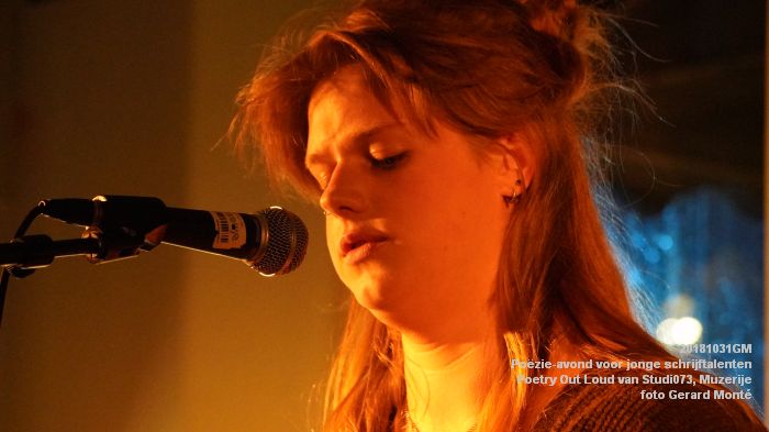 eDSC07861- Poezie-avond voor jonge schrijftalenten - Poetry Out Loud van Studi073  Muzerije- 31okt2018 -  foto GerardMontE web