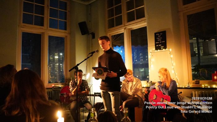 eDSC07871- Poezie-avond voor jonge schrijftalenten - Poetry Out Loud van Studi073  Muzerije- 31okt2018 -  foto GerardMontE web
