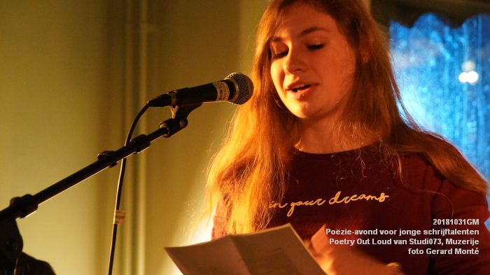 eDSC07874- Poezie-avond voor jonge schrijftalenten - Poetry Out Loud van Studi073  Muzerije- 31okt2018 -  foto GerardMontE web