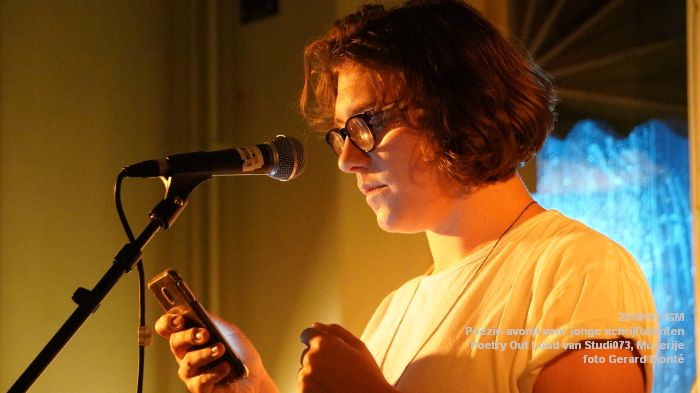 eDSC07903- Poezie-avond voor jonge schrijftalenten - Poetry Out Loud van Studi073  Muzerije- 31okt2018 -  foto GerardMontE web