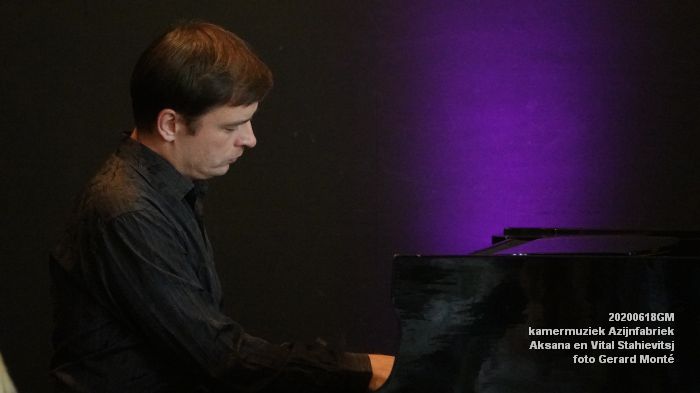 iDSC08961- kamermuziek Azijnfabriek - Aksana en Vital Stahievitsj - piano - 18juni2020 - foto GerardMontE web