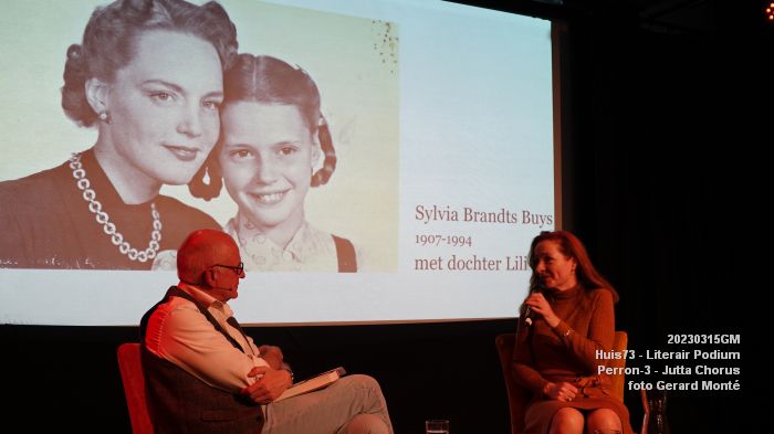 DSC01996- Huis73 - Literair Podium Perron-3 - Jutta Chorus - 15mrt2023 -  foto GerardMontE web