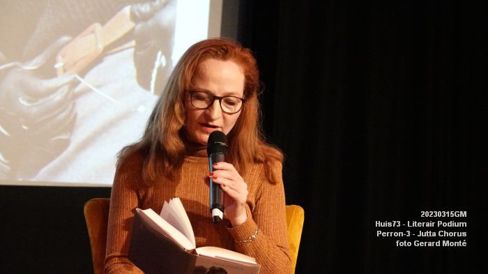 DSC02001- Huis73 - Literair Podium Perron-3 - Jutta Chorus - 15mrt2023 -  foto GerardMontE web