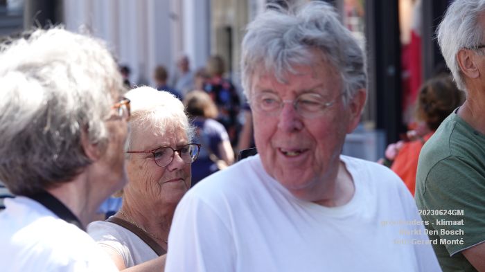 DSC09402- grootouders voor het klimaat - Markt Den Bosch - 24juni2023 - foto GerardMontE web