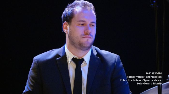 DSC00546- peter beets trio - kamermuziek azijnfabriek - 20jun2023 - foto GerardMontE web