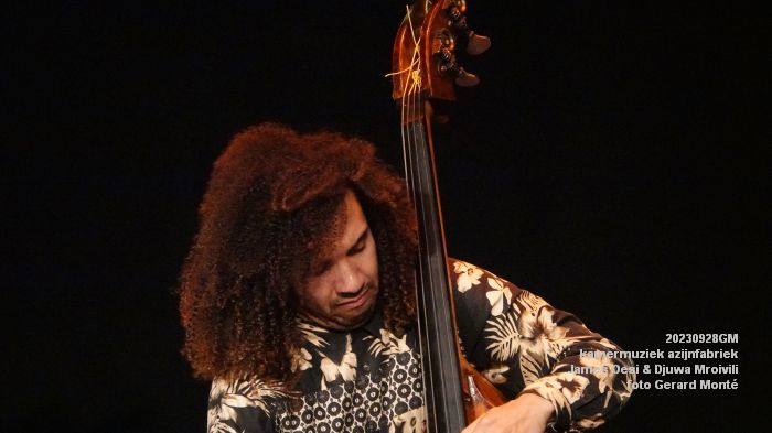 DSC04731- kamermuziek azijnfabriek - James Oesi en Djuwa Mroivili - 28sep2023 - foto GerardMontE web