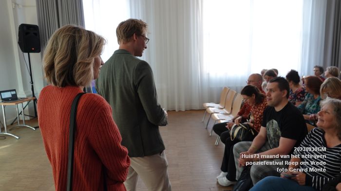 DSC04910- Huis73 Maand van het schrijven - poeziefestival Roep om Vrede - 30sep2023 - foto GerardMontE web