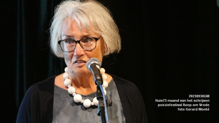 DSC04978- Huis73 Maand van het schrijven - poeziefestival Roep om Vrede - 30sep2023 - foto GerardMontE web