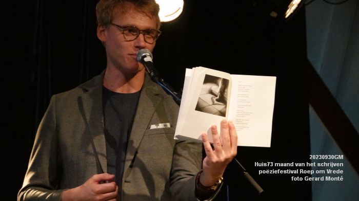 DSC05000- Huis73 Maand van het schrijven - poeziefestival Roep om Vrede - 30sep2023 - foto GerardMontE web