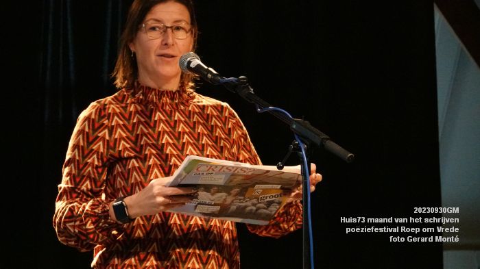 DSC05026- Huis73 Maand van het schrijven - poeziefestival Roep om Vrede - 30sep2023 - foto GerardMontE web