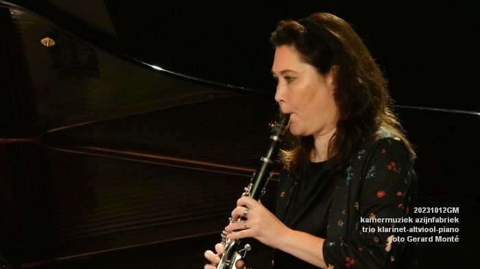 DSC05612- kamermuziek azijnfabriek - trio klarinet-altviool-piano - 12okt2023 - foto GerardMontE web