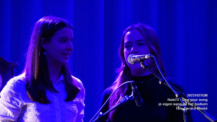 DSC07054- Huis73 - Sing your song - je eigen song op het podium - 27okt2023 - foto GerardMontE web