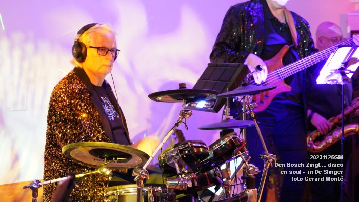 DSC08035- Den Bosch Zingt disco en soul - De Slinger - 25nov2023 - foto GerardMontE web