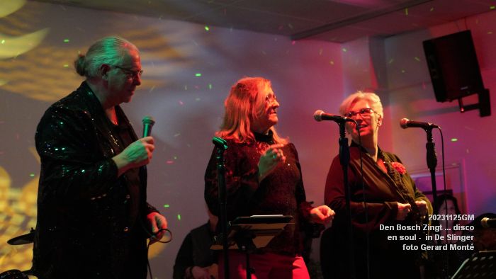 DSC08083- Den Bosch Zingt disco en soul - De Slinger - 25nov2023 - foto GerardMontE web