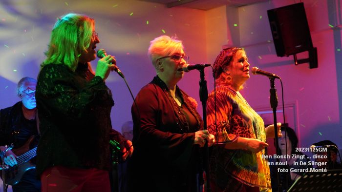 DSC08097- Den Bosch Zingt disco en soul - De Slinger - 25nov2023 - foto GerardMontE web