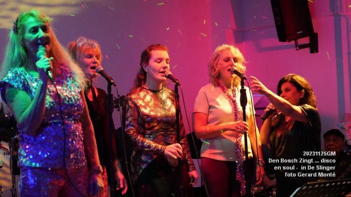 DSC08116- Den Bosch Zingt disco en soul - De Slinger - 25nov2023 - foto GerardMontE web