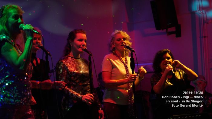 DSC08117- Den Bosch Zingt disco en soul - De Slinger - 25nov2023 - foto GerardMontE web
