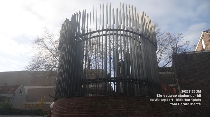 DSC00658- Reconstructie 13e-eeuwse stadsmuur - Waterpoort Moerkerkplein - 25nov2023 - foto GerardMontE web
