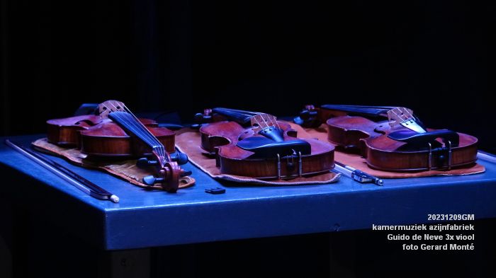 DSC01555- kamermuziek azijnfabriek - Guido de Neve 3x viool- 9dec2023 - foto GerardMontE web