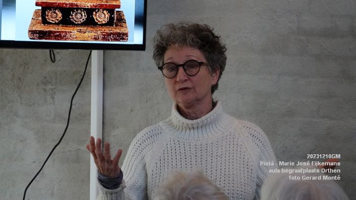 DSC01836- Lezing Pieta - Marie Jose Eijkemans - begraafplaats Orthen - 10dec2023 - foto GerardMontE web
