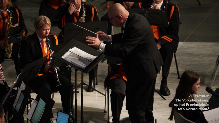 DSC08916- 33e Volkskerstzang op het Provinciehuis - 10dec2023 - foto GerardMontE web DSC08916- 33e Volkskerstzang op het Provinciehuis - 10dec2023 - foto GerardMontE web