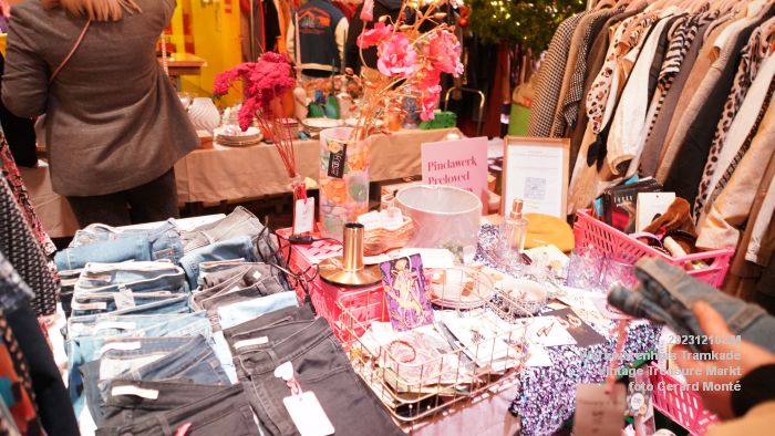 DSC09005- Werkwarenhuis Tramkade - Vintage treasure markt - 10dec2023 - foto GerardMontE web