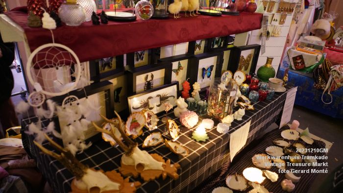 DSC09015- Werkwarenhuis Tramkade - Vintage treasure markt - 10dec2023 - foto GerardMontE web
