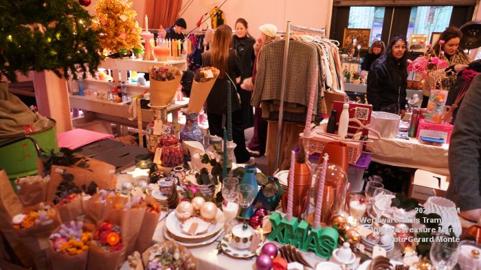 DSC09025- Werkwarenhuis Tramkade - Vintage treasure markt - 10dec2023 - foto GerardMontE web