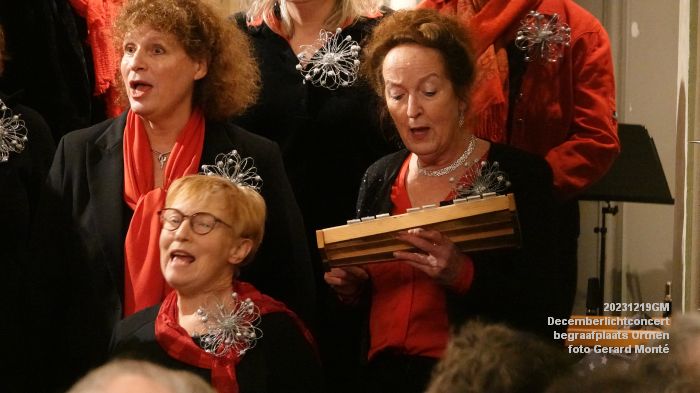 DSC02687- Decemberlichtconcert op de begraafplaats Orthen - 19dec2023 - foto GerardMontE web