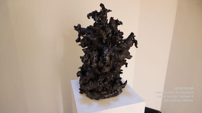 DSC03898- achter de facade - kunst aan de Zuidwal 4 - 6jan2024 - foto GerardMontE web