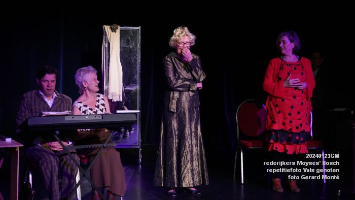 DSC01889- rederijkerskamer Moyses Bosch - repetitie Vals genoten - 23jan2024 - foto GerardMontE web