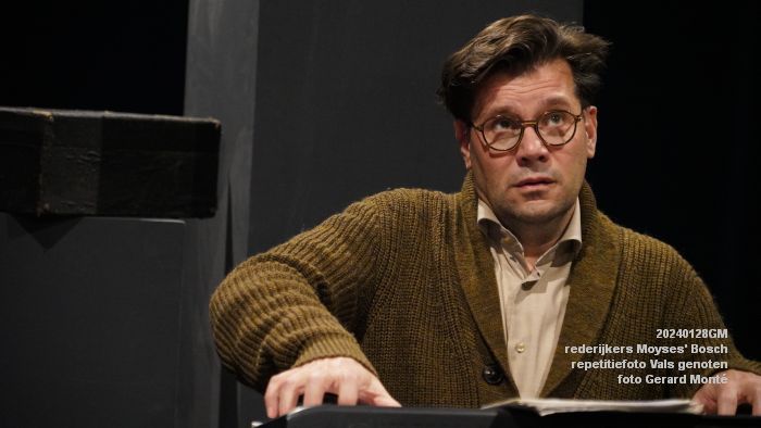 DSC02385- rederijkerskamer Moyses Bosch - repetitie Vals genoten - 28jan2024 - foto GerardMontE web