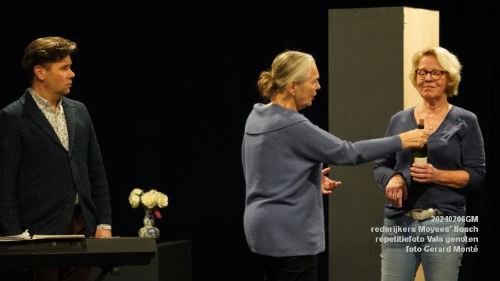 DSC02877- rederijkerskamer Moyses Bosch - repetitie Vals genoten - 6feb2024 - foto GerardMontE web