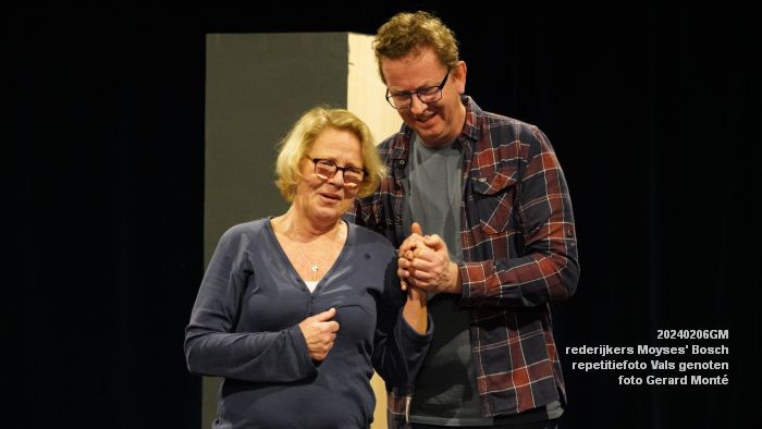 DSC02885- rederijkerskamer Moyses Bosch - repetitie Vals genoten - 6feb2024 - foto GerardMontE web